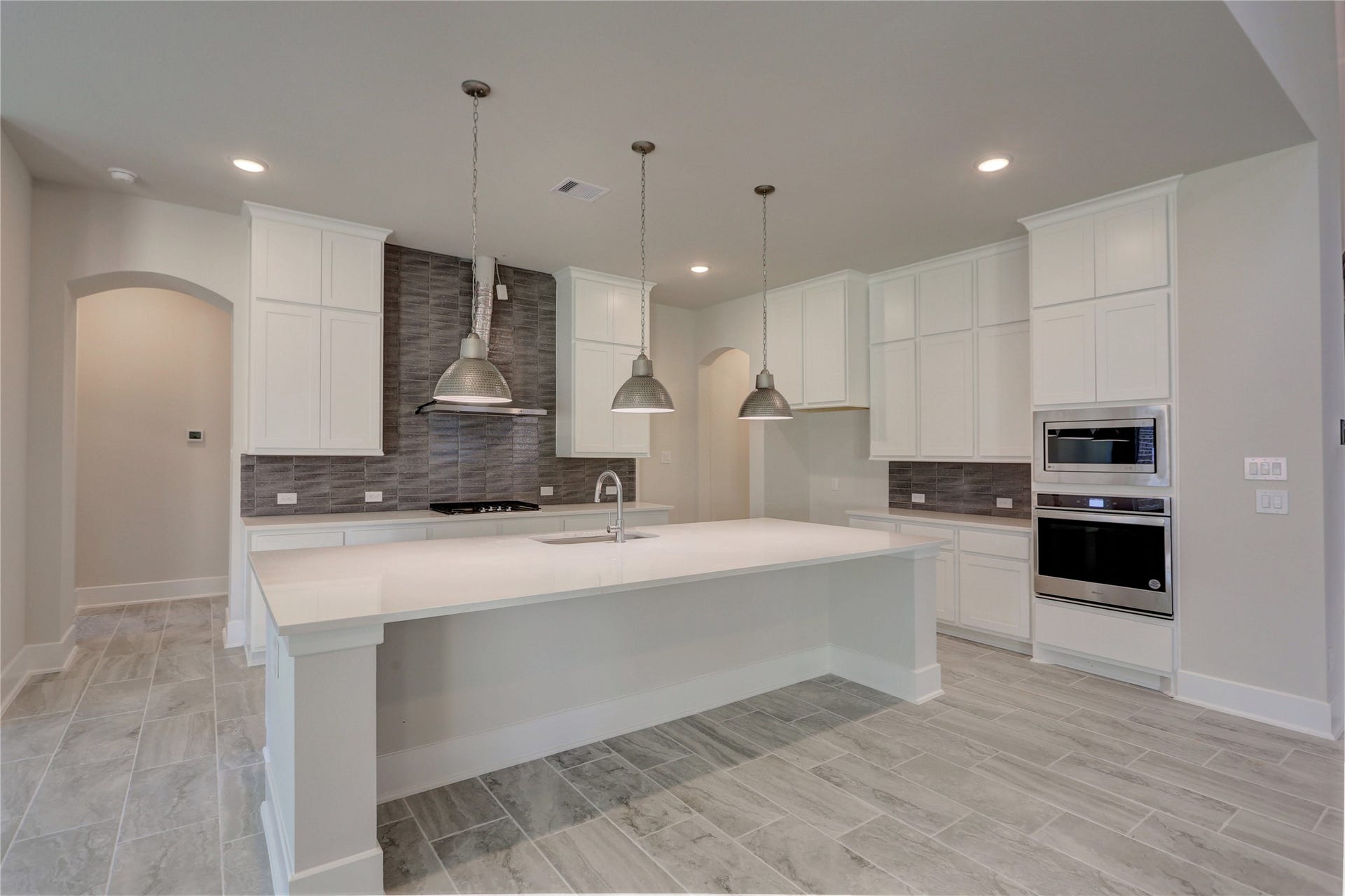 115 Keechie Creek Court, Conroe, TX 77304