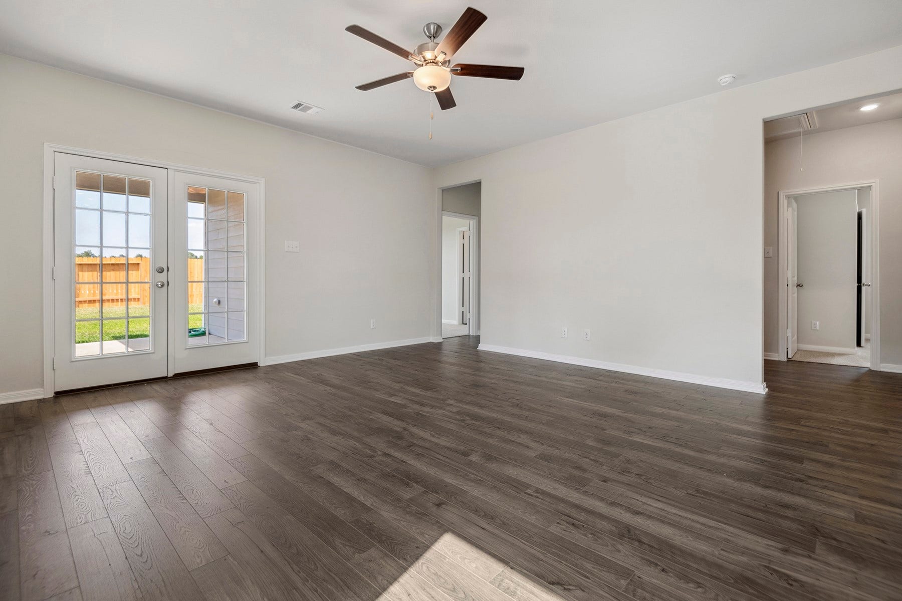 15875 Berry Hill Drive, Conroe, TX 77303 15875 Berry Hill Drive, Conroe, TX 77303