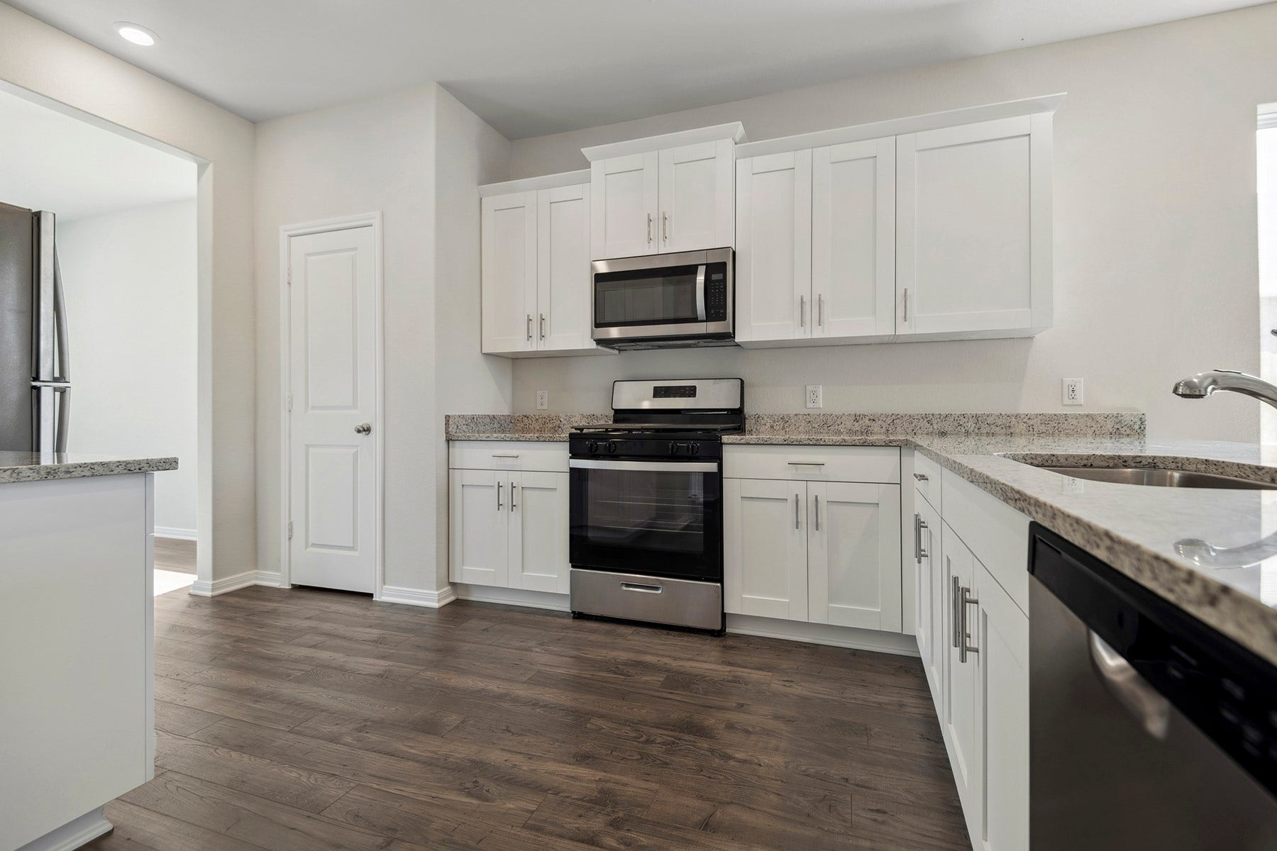 15875 Berry Hill Drive, Conroe, TX 77303 15875 Berry Hill Drive, Conroe, TX 77303