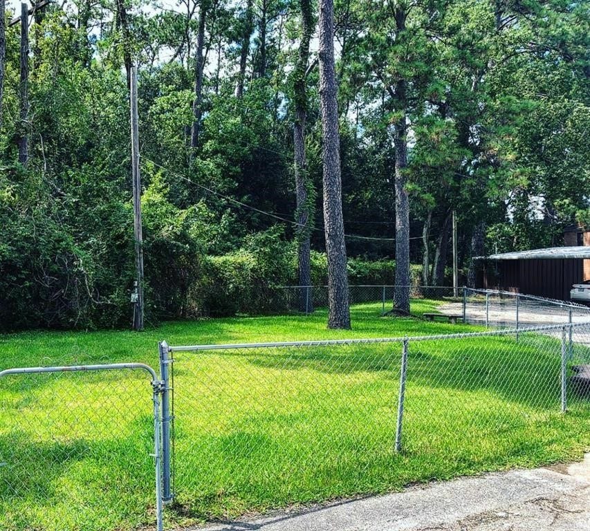 3700 Pine Manor Lane, #8, Dickinson, TX 77539 3700 Pine Manor Lane, #8, Dickinson, TX 77539