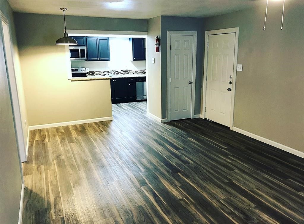 3700 Pine Manor Lane, #8, Dickinson, TX 77539 3700 Pine Manor Lane, #8, Dickinson, TX 77539