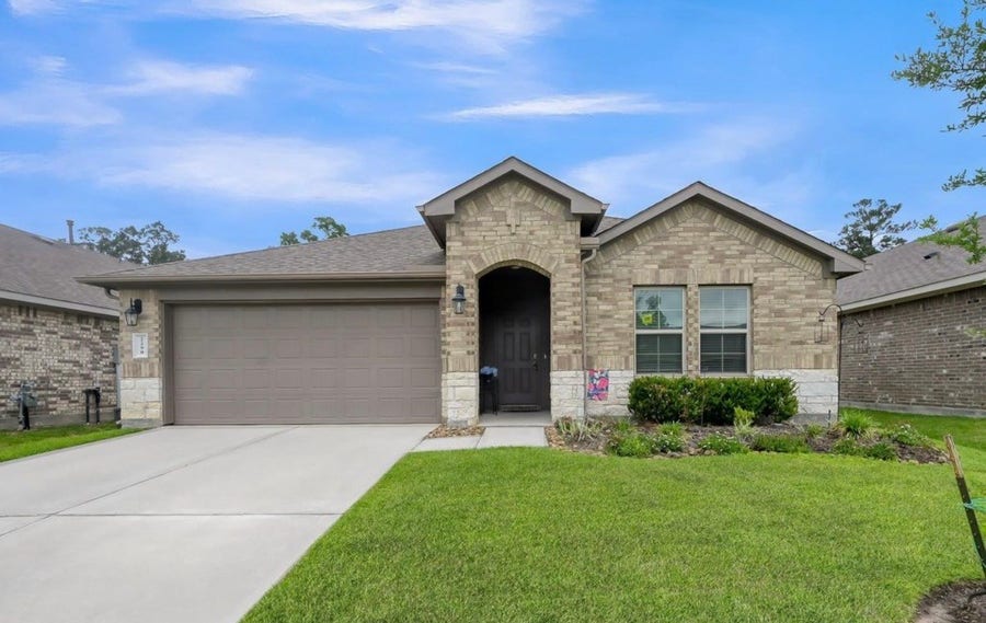 Property photo for 2290 Strong Horse Drive, Conroe, TX