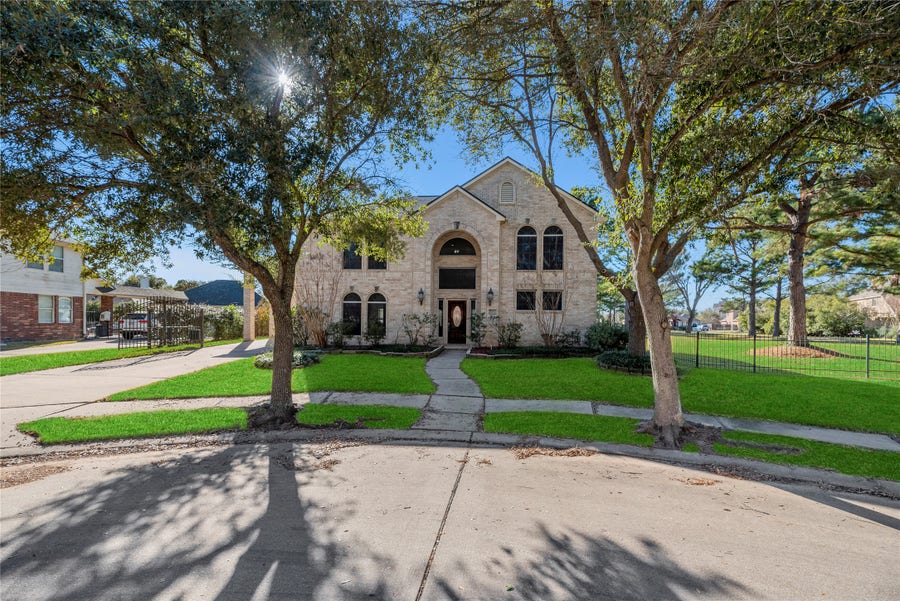 Property photo for 17411 Lonesome Dove Trail, Houston, TX