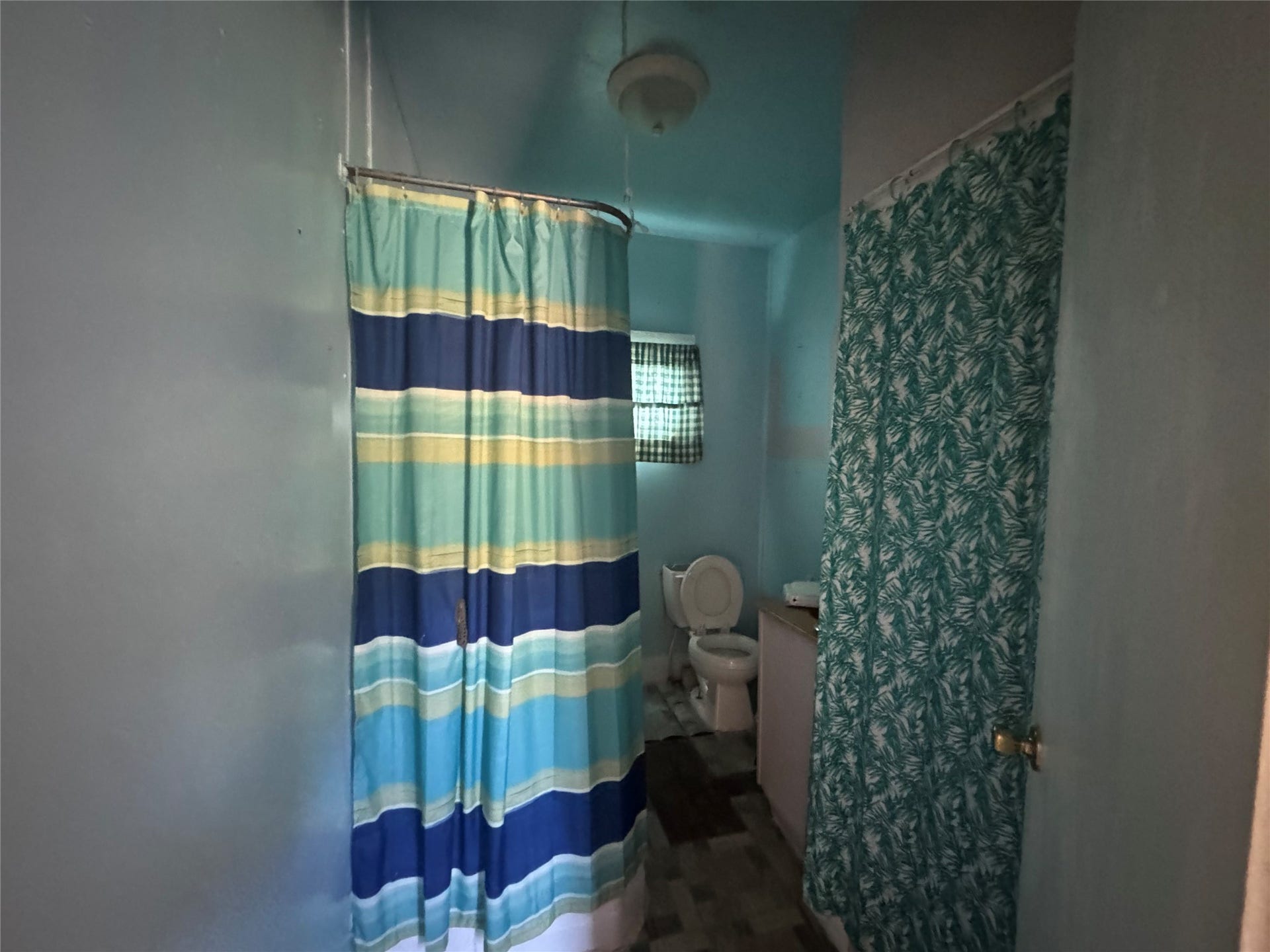 813 E Canal Road, Highlands, TX 77562 813 E Canal Road, Highlands, TX 77562