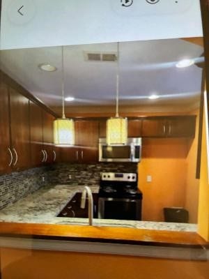 2379 Briarwest Boulevard, #53, Houston, TX 77077 Look at this fabulous kitchen!
