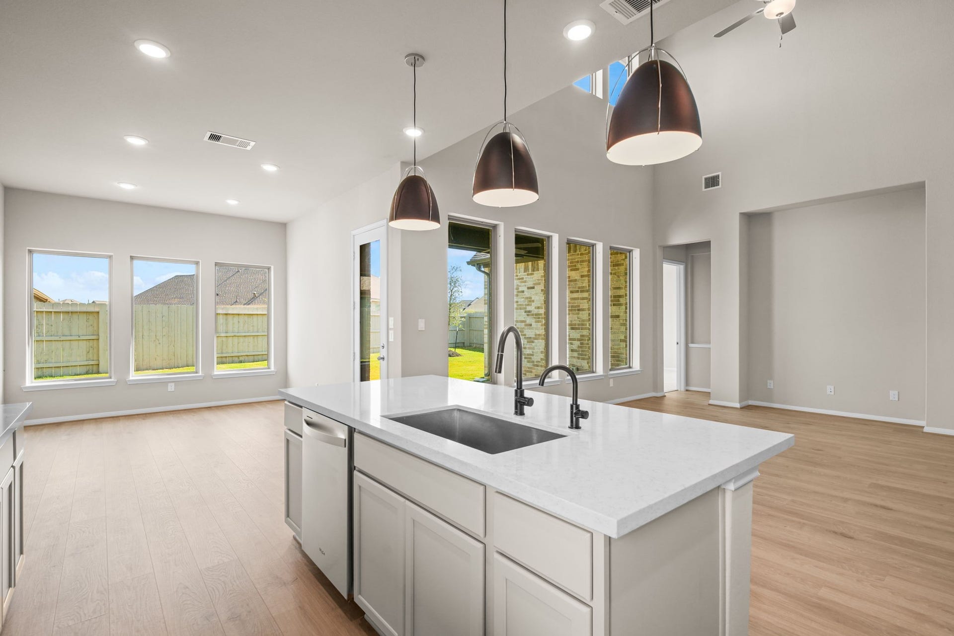 2402 Gleaming Pear Drive, Manvel, TX 77578 2402 Gleaming Pear Drive, Manvel, TX 77578