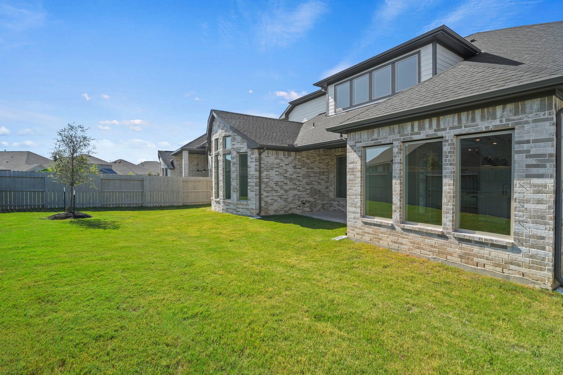 2402 Gleaming Pear Drive, Manvel, TX 77578 2402 Gleaming Pear Drive, Manvel, TX 77578