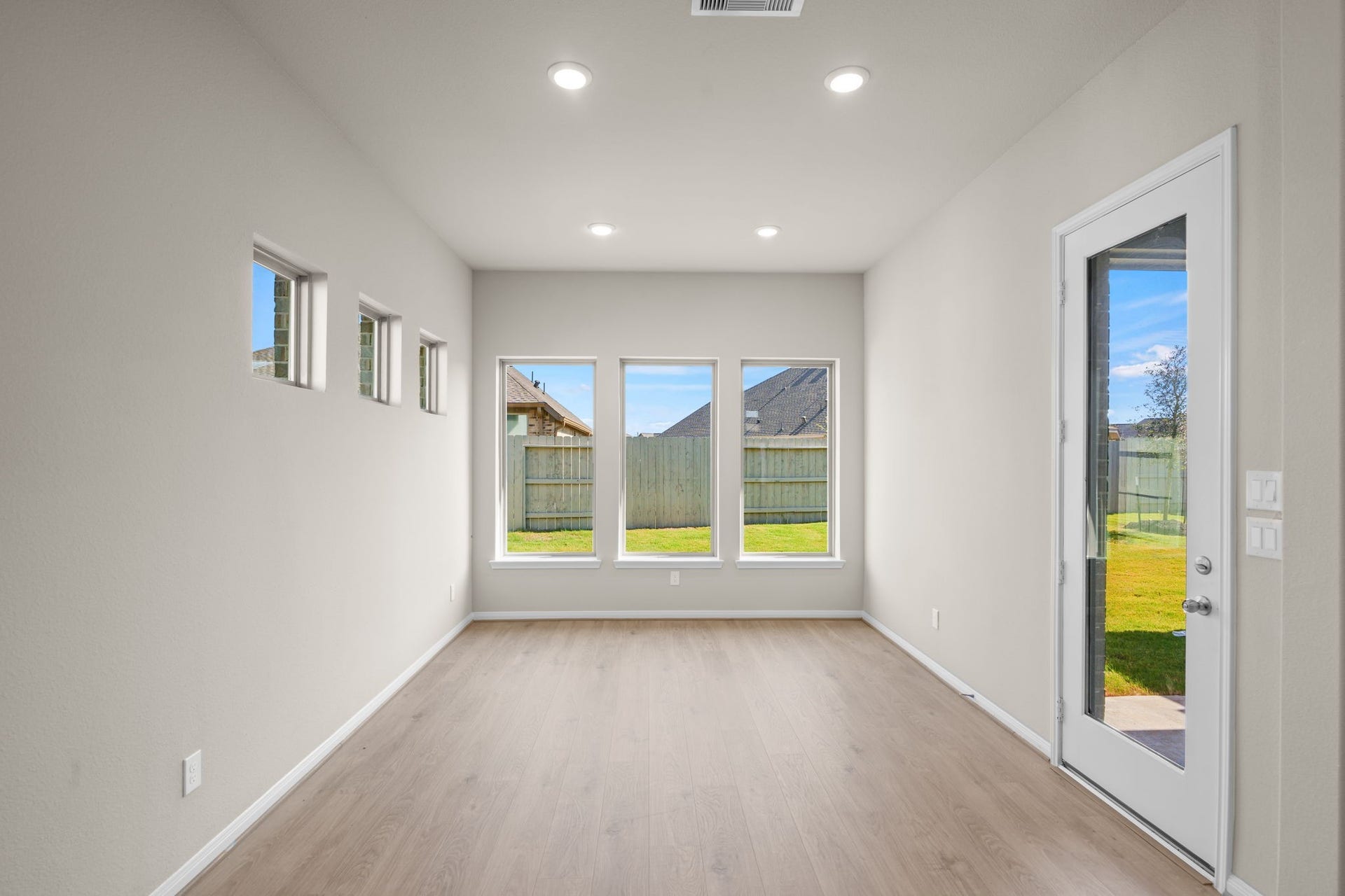 2402 Gleaming Pear Drive, Manvel, TX 77578 2402 Gleaming Pear Drive, Manvel, TX 77578