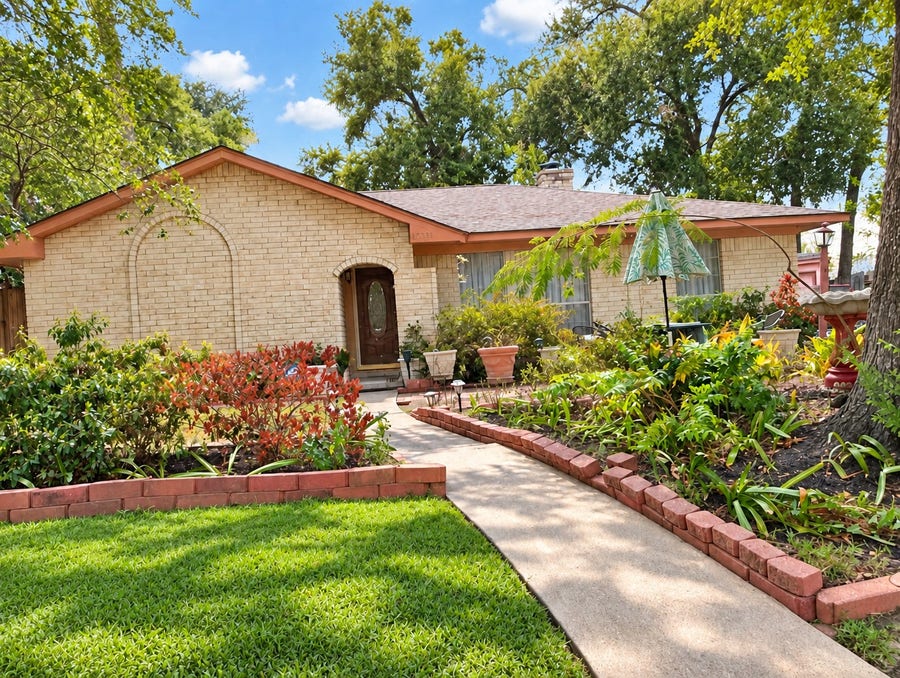 Property photo for 17555 Methil Drive, Spring, TX