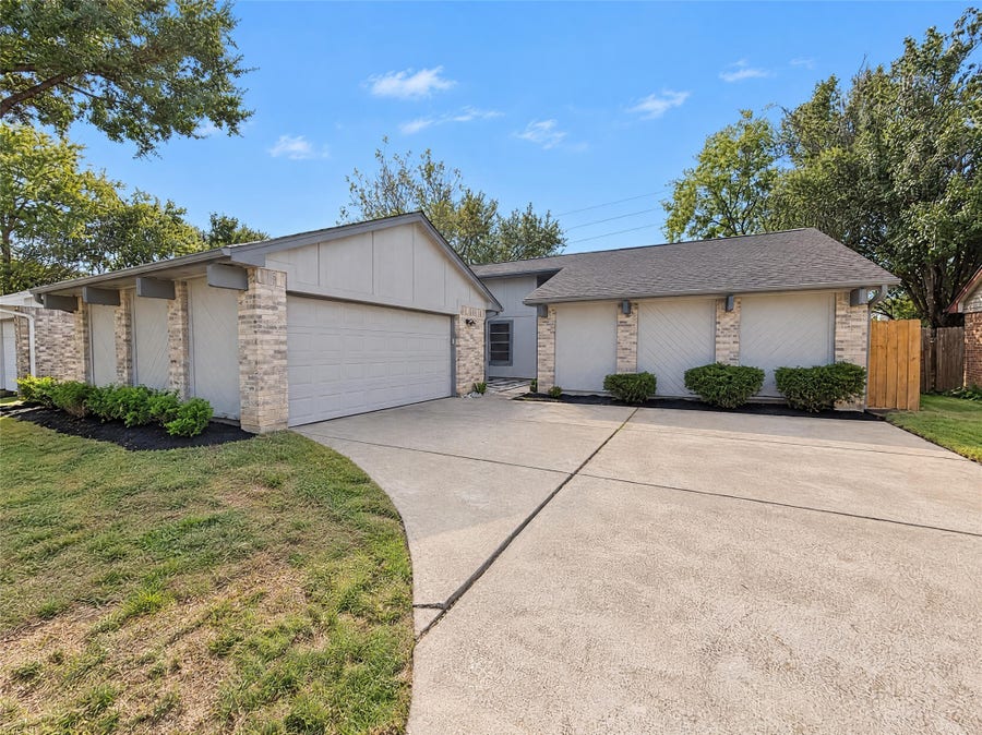 Property photo for 19819 Edensborough Drive, Katy, TX