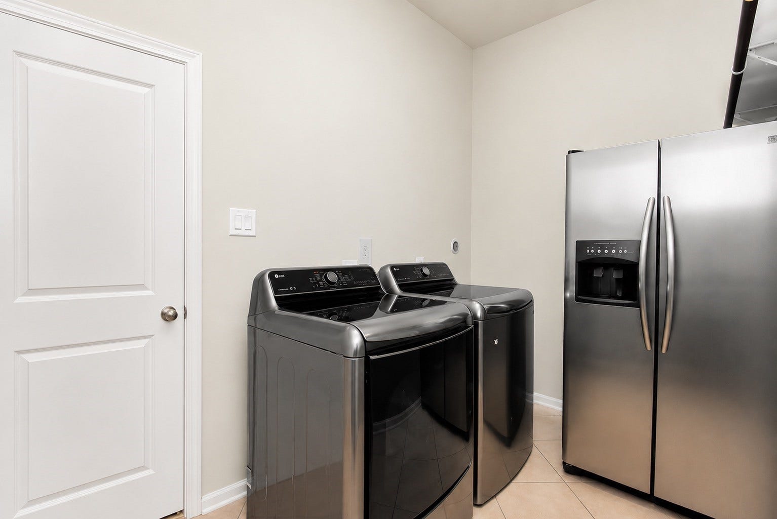 6811 Bannon Trail, Sugar Land, TX 77479 6811 Bannon Trail, Sugar Land, TX 77479