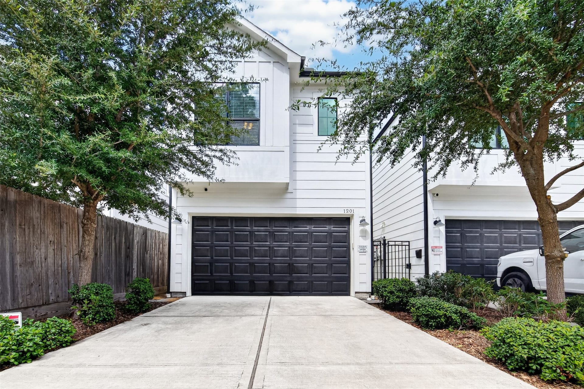 1201 E 23rd Street, Houston, TX 77009 Welcome home to 1201 E 23rd Street in the Heights!