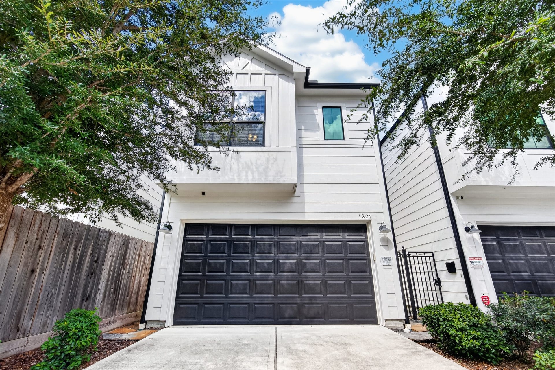 1201 E 23rd Street, Houston, TX 77009 Thank you for your interest in this lovely home!