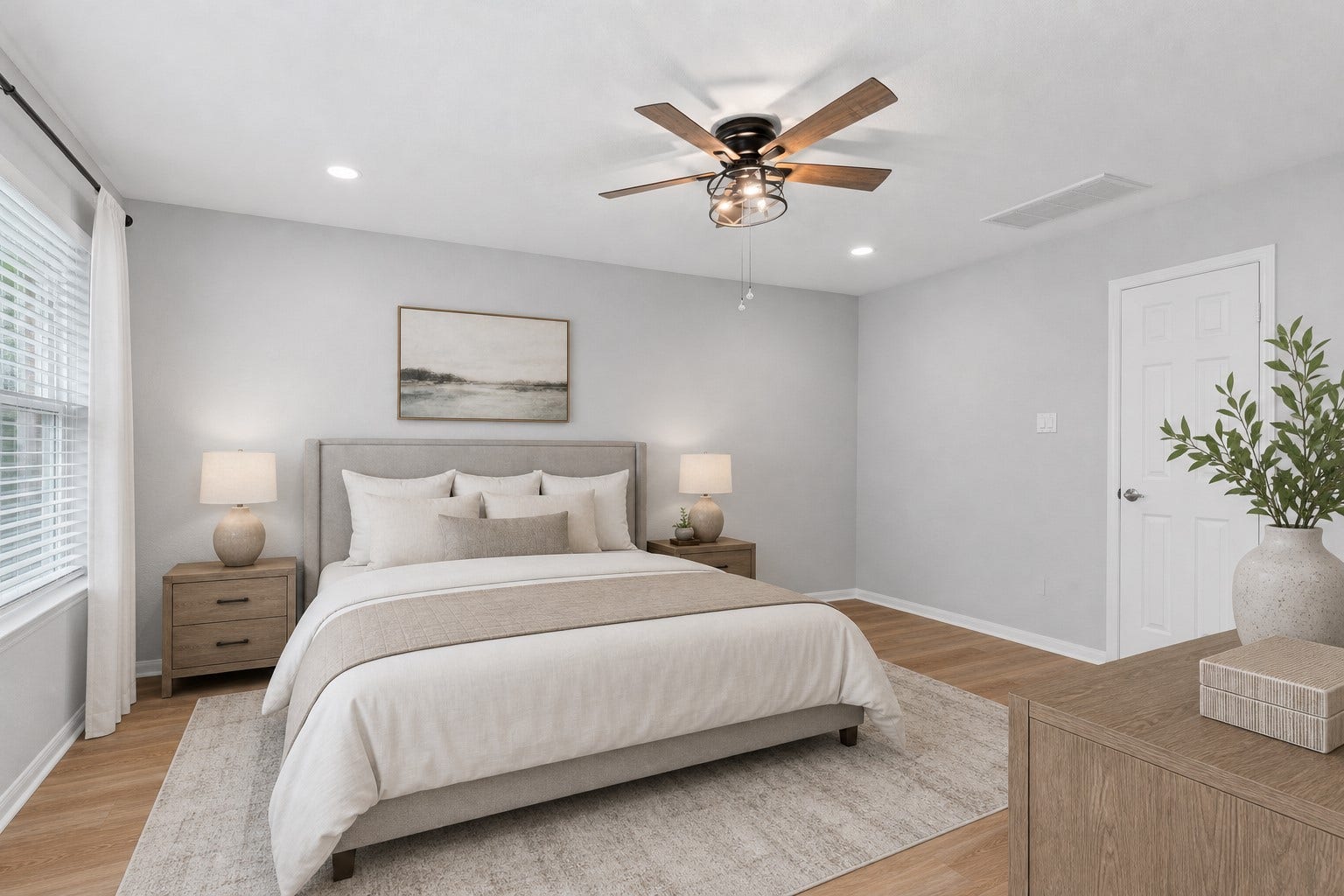 7207 Palmito Ranch Drive, Richmond, TX 77406 The beautiful primary suite is ready to welcome you home, offering a peaceful and comfortable retreat for you and your family. Virtually Staged