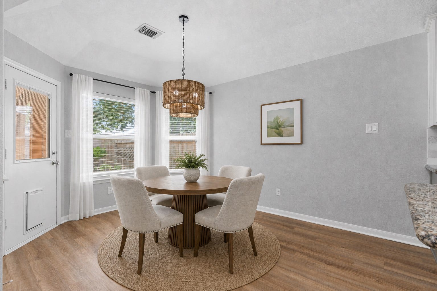 7207 Palmito Ranch Drive, Richmond, TX 77406 The casual dining area overlooks your private backyard with no rear neighbors, offering peaceful views and the perfect setting for everyday meals or entertaining. Virtually Staged
