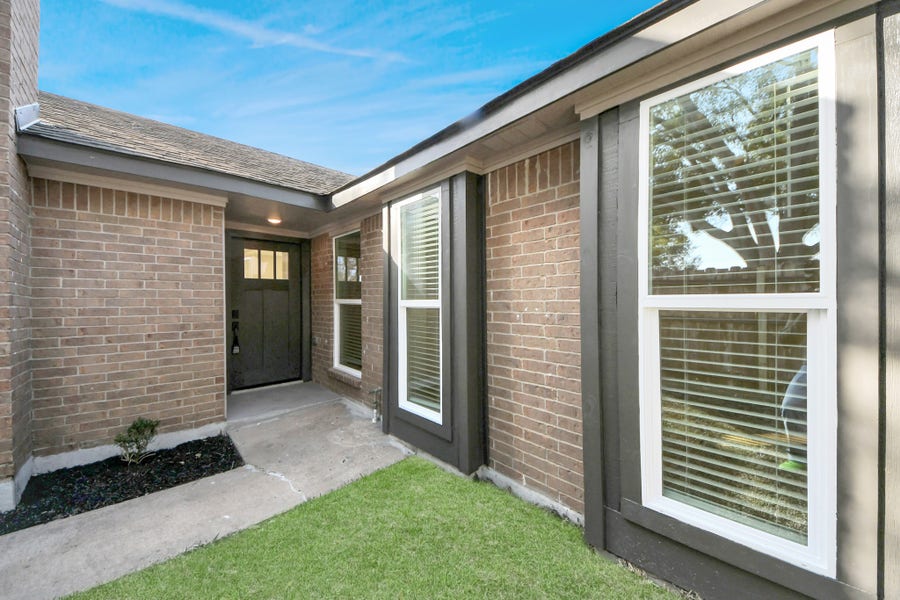 Property photo for 3305 Avenue R, Rosenberg, TX
