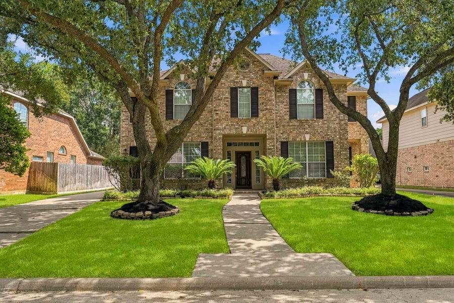 Property photo for 215 Owens Park Drive, Houston, TX