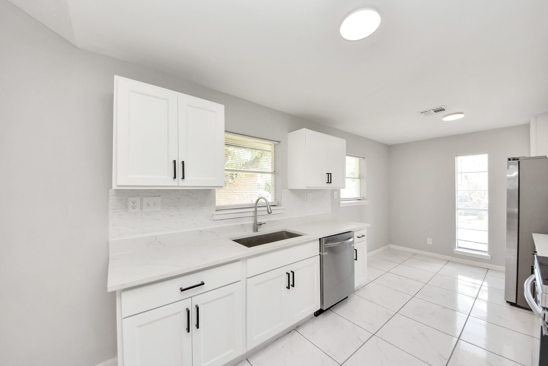 6301 Sioux Drive, Pasadena, TX 77503