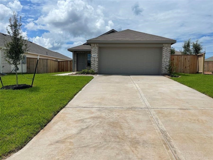 Property photo for 440 Jewett Meadow Drive, Magnolia, TX