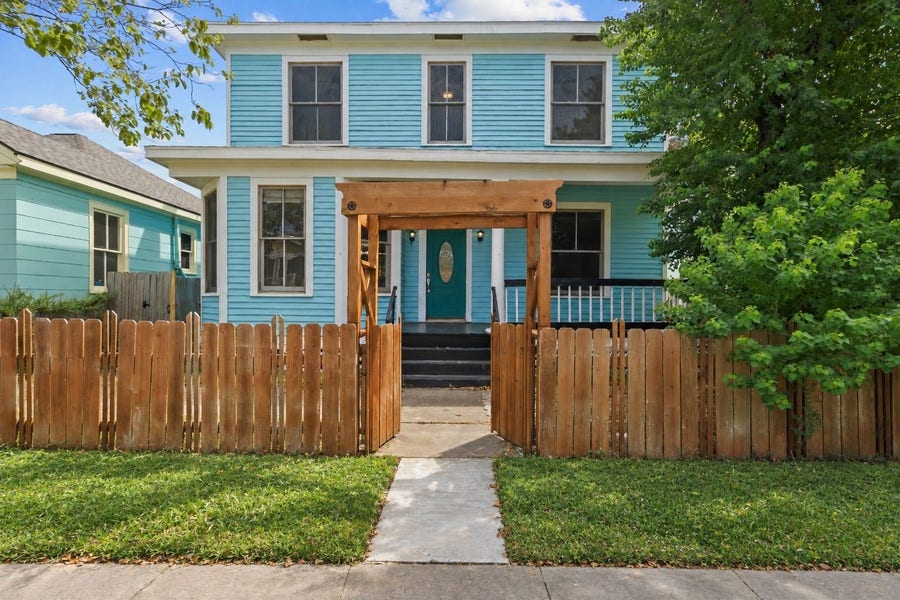 Property photo for 3919 Avenue O, Galveston, TX