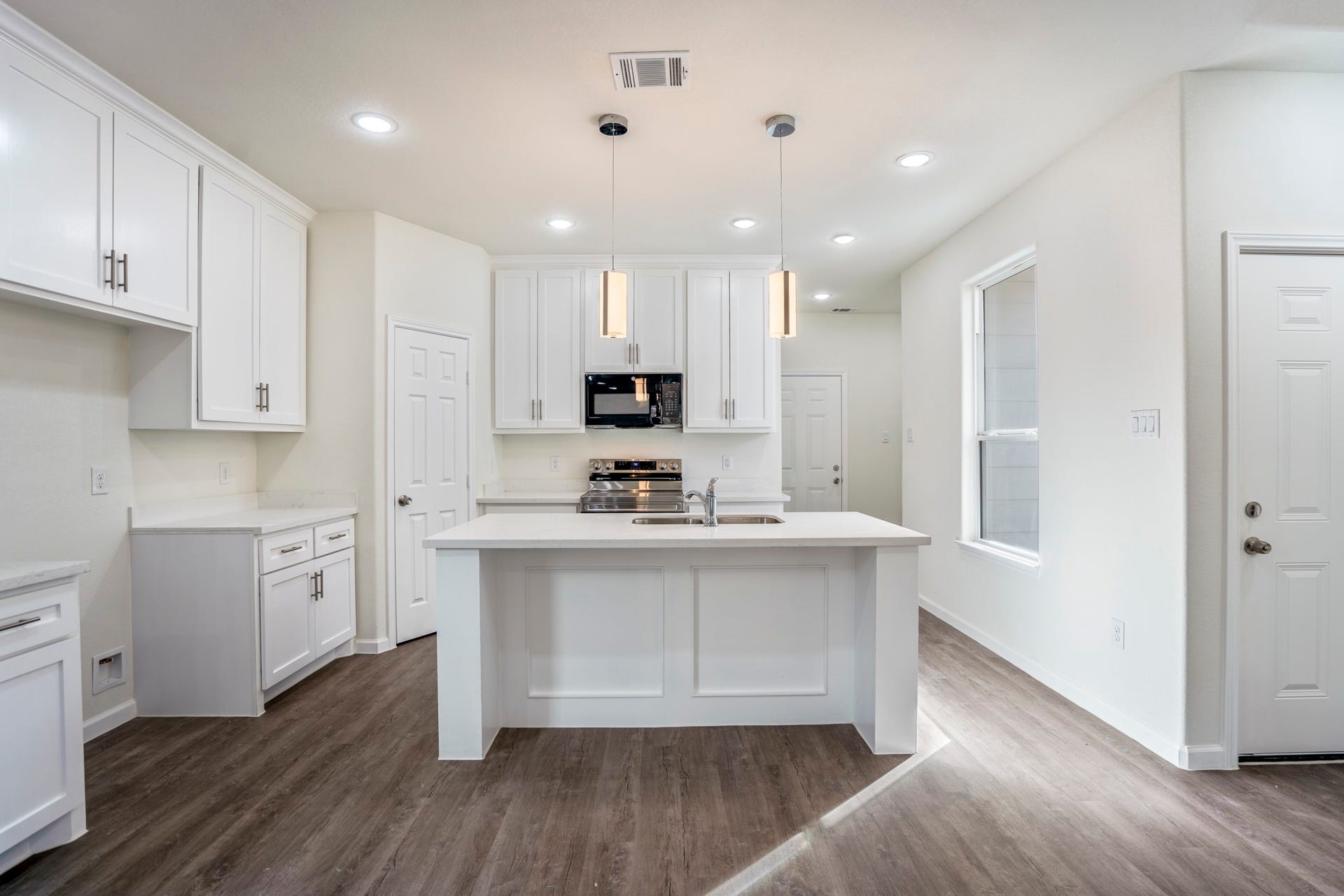 6511 Goldspier Street, Houston, TX 77091 6511 Goldspier Street, Houston, TX 77091