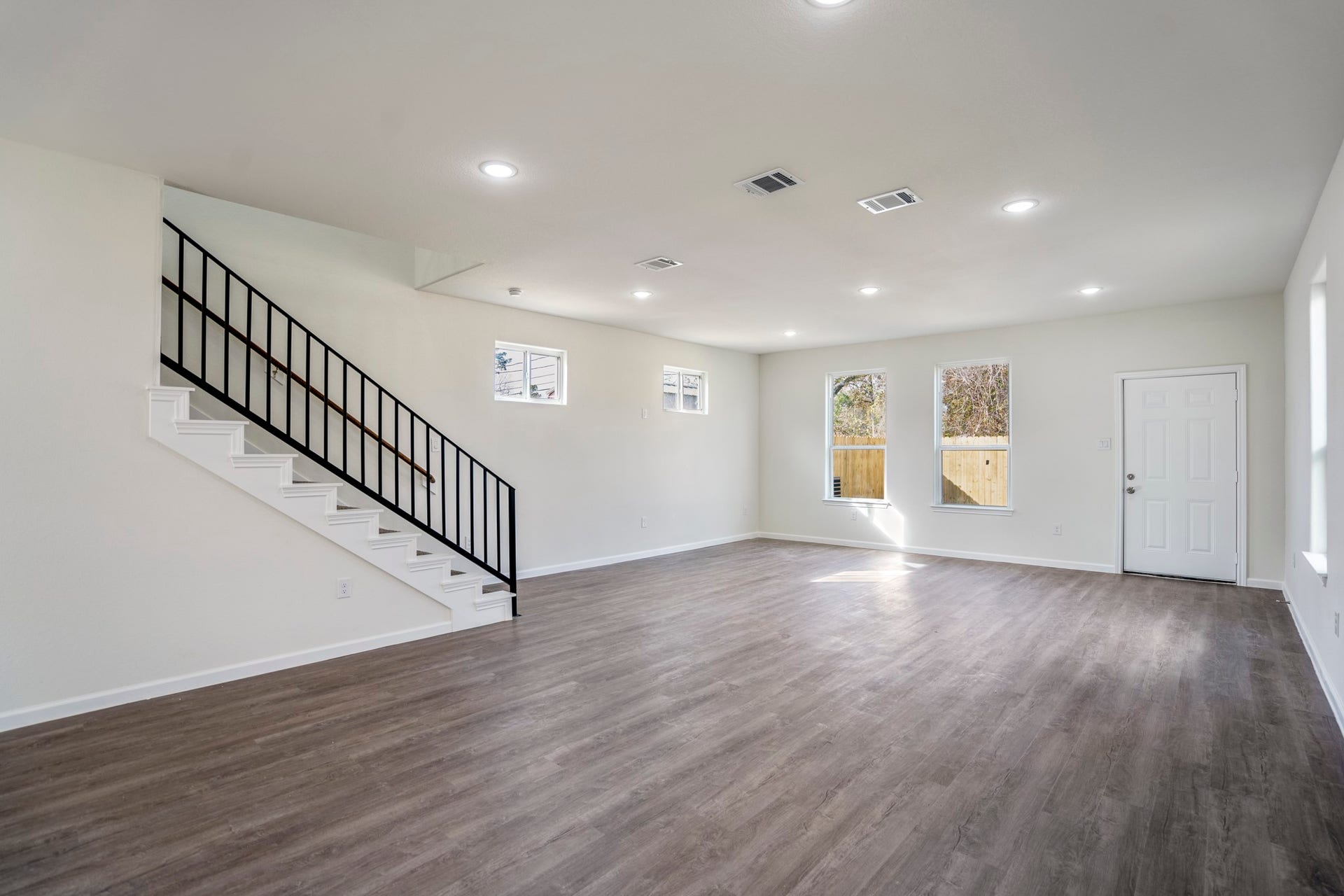 6511 Goldspier Street, Houston, TX 77091 6511 Goldspier Street, Houston, TX 77091