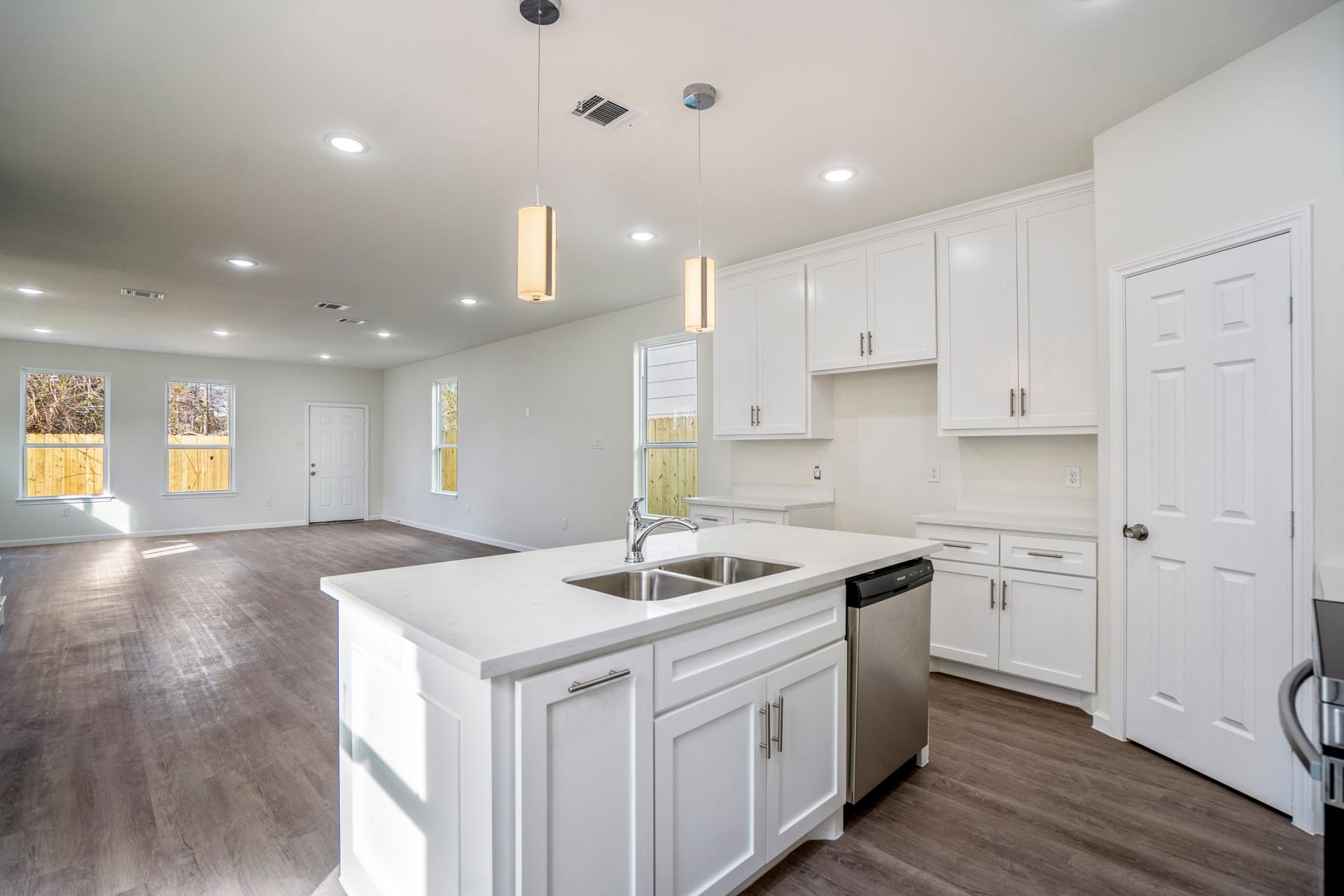 6511 Goldspier Street, Houston, TX 77091 6511 Goldspier Street, Houston, TX 77091