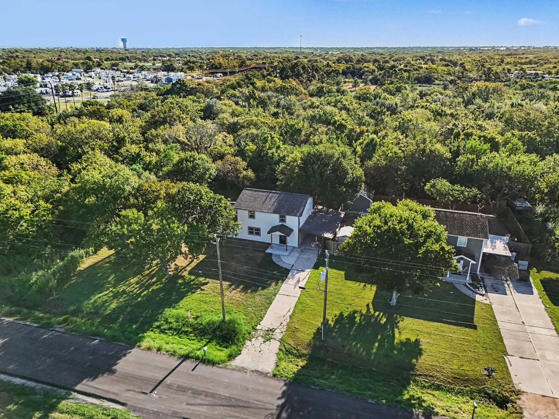 1021 27th Street, Dickinson, TX 77539 1021 27th Street, Dickinson, TX 77539