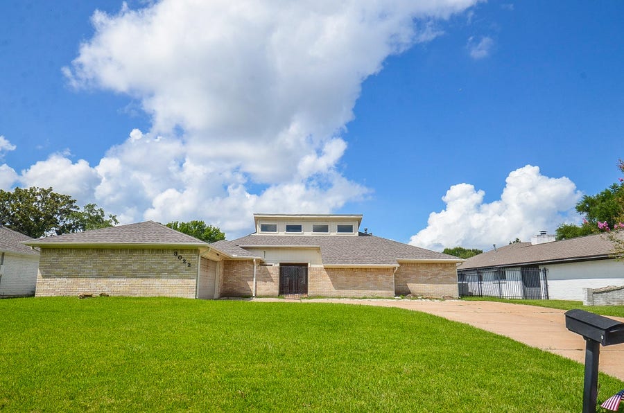 Property photo for 3022 Cypress Point Drive, Missouri City, TX