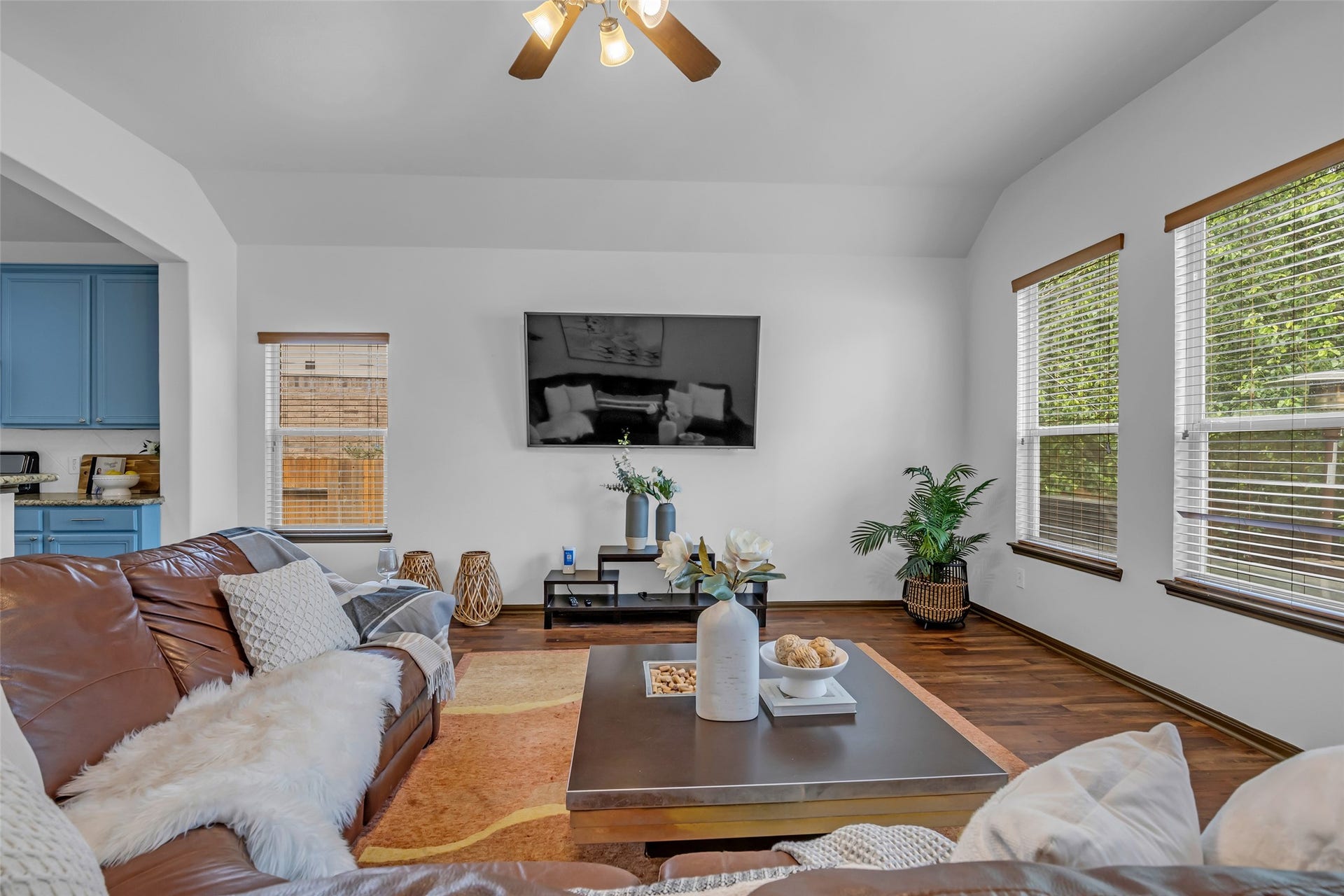 134 S Star Ridge Circle, The Woodlands, TX 77382 134 S Star Ridge Circle, The Woodlands, TX 77382