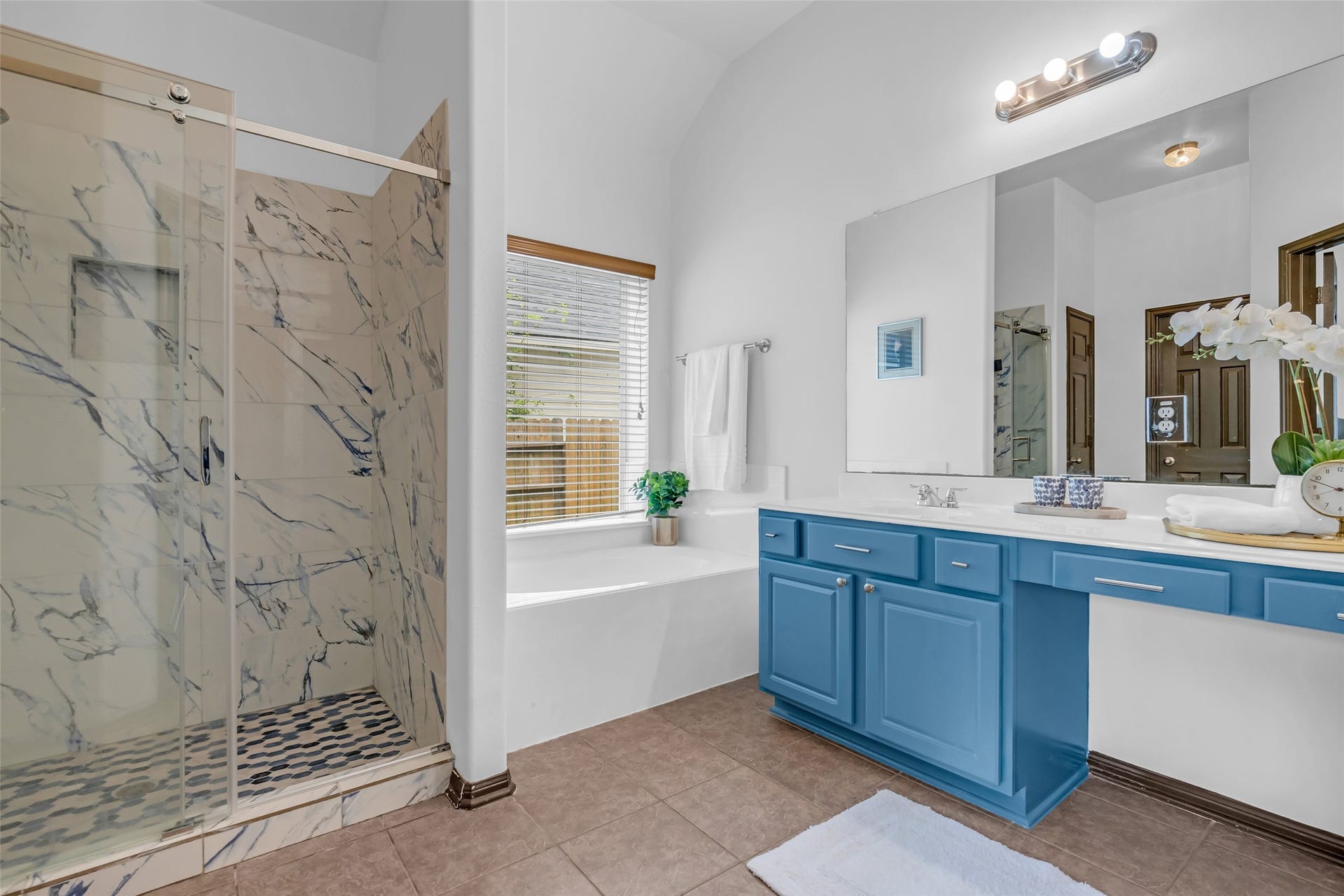 134 S Star Ridge Circle, The Woodlands, TX 77382 134 S Star Ridge Circle, The Woodlands, TX 77382