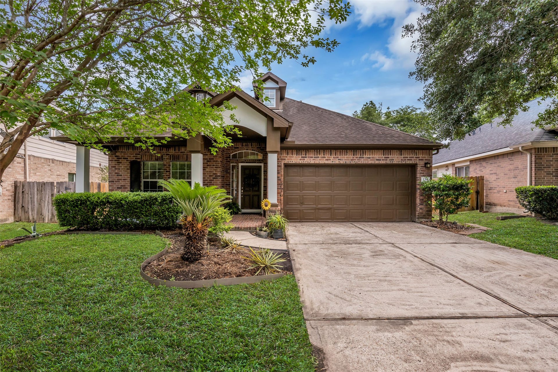 134 S Star Ridge Circle, The Woodlands, TX 77382 134 S Star Ridge Circle, The Woodlands, TX 77382
