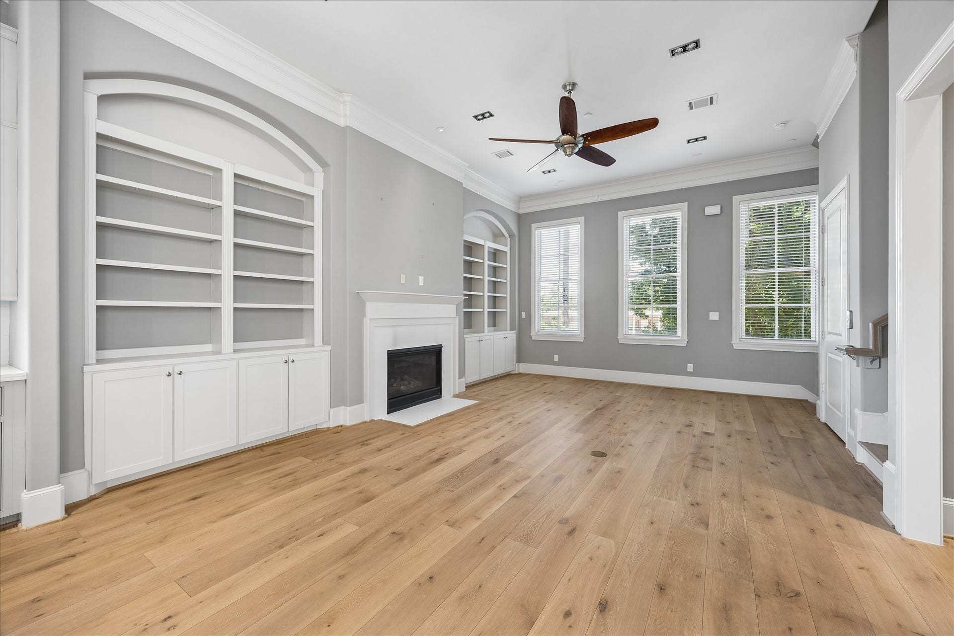 3828 Glen Arbor Drive, Houston, TX 77025 3828 Glen Arbor Drive, Houston, TX 77025