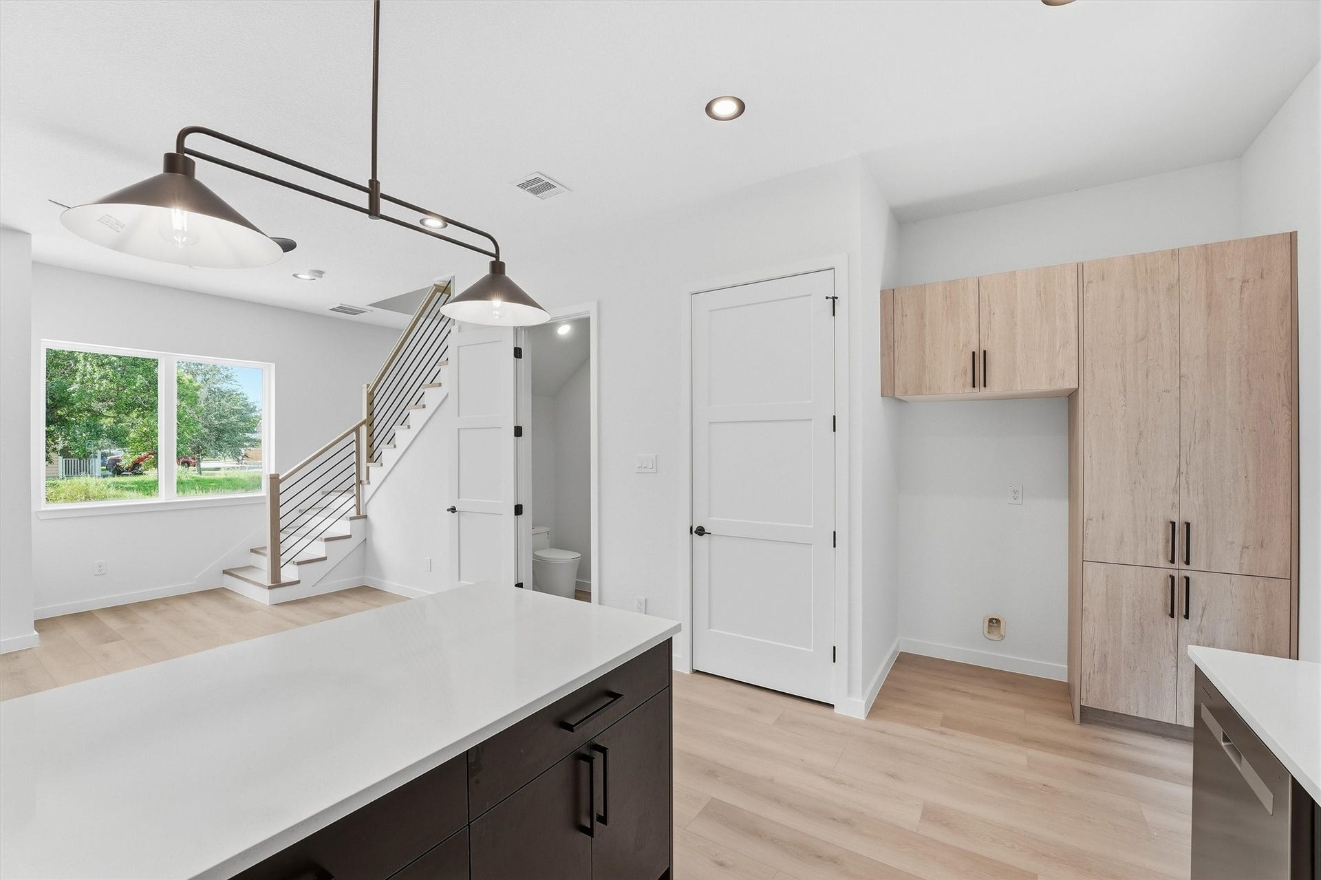 3708 Glenrose Street, #AB, Houston, TX 77051 UNIT B.
