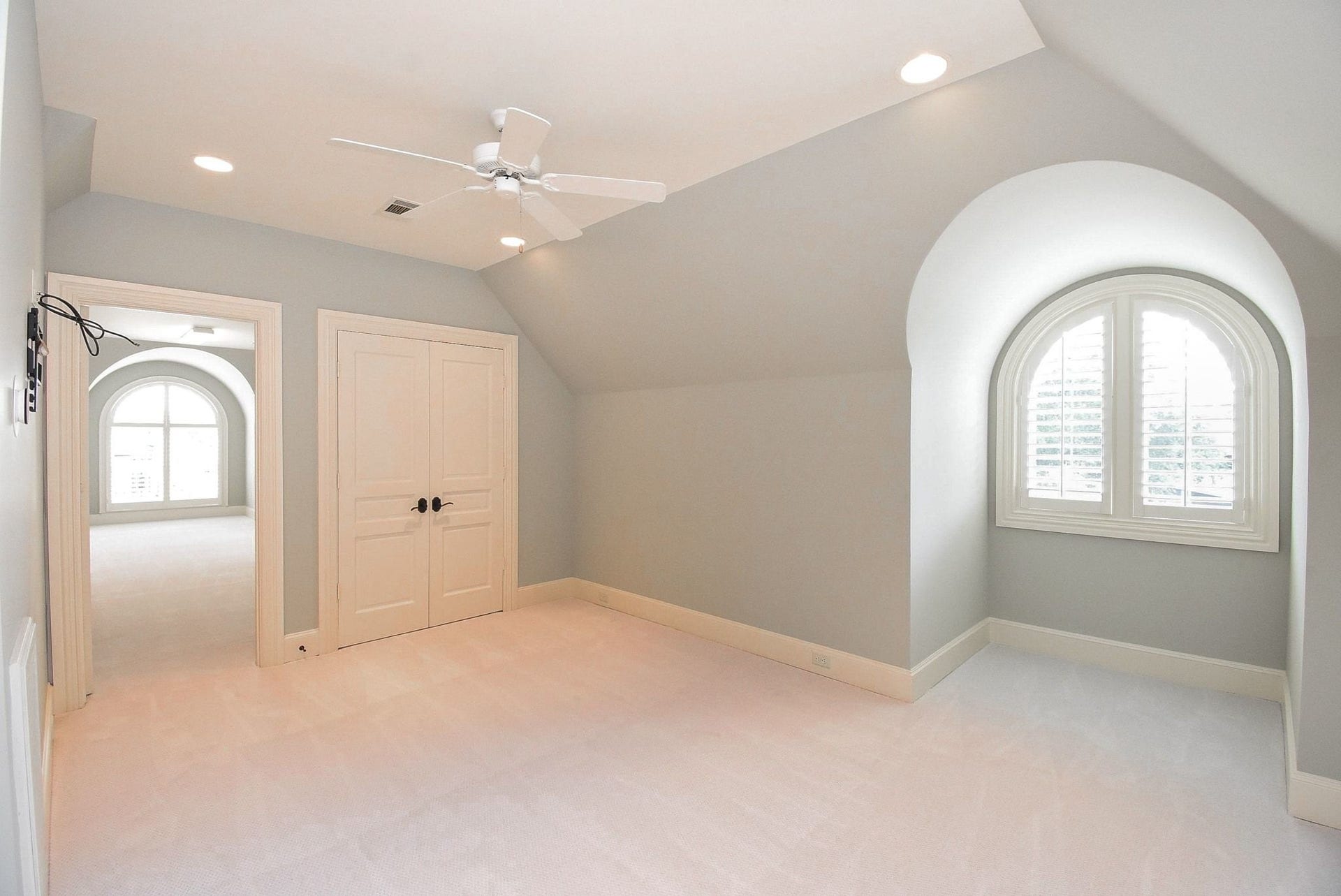 Bedroom 4 with closet was used as a fitness room by seller.   The opening is to the large storage room.
This would make a great mother in law suite, just add a bath