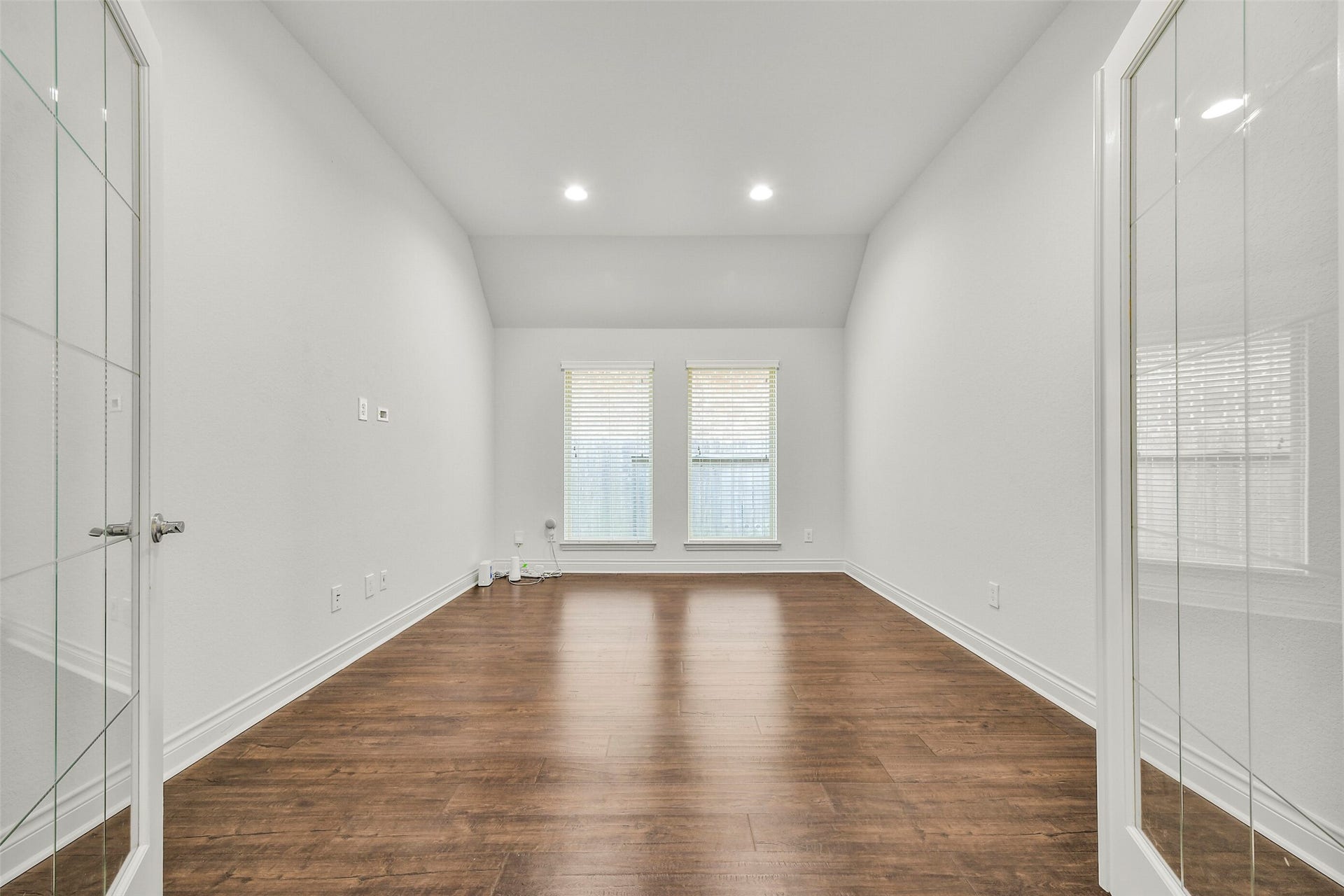 13615 Imperial Island Lane, Pearland, TX 77584 Right hallway second office (or flex room)