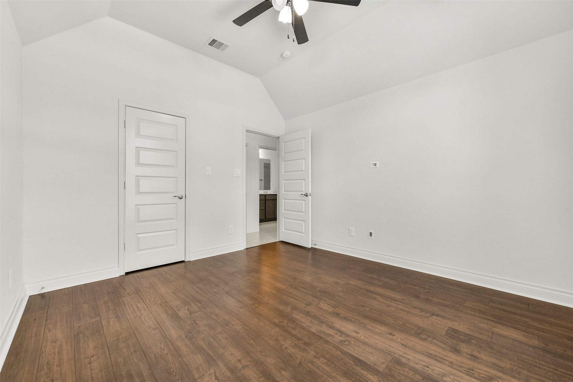 13615 Imperial Island Lane, Pearland, TX 77584 Bedroom 2