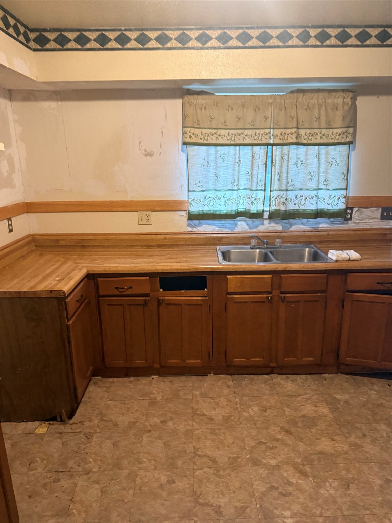 3726 3rd Street, Brookshire, TX 77423 3726 3rd Street, Brookshire, TX 77423