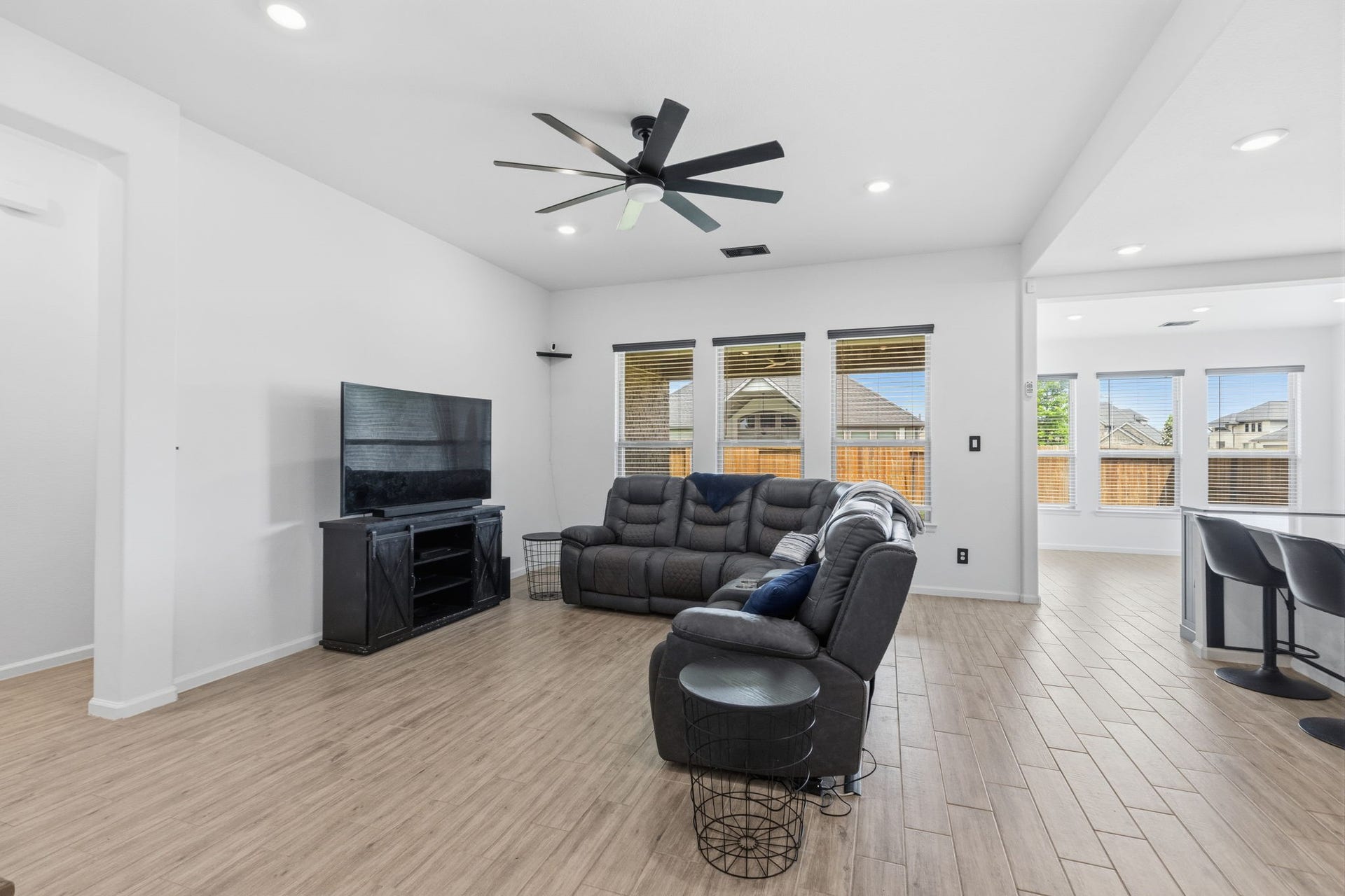17302 Willow Lexington Court, Hockley, TX 77447