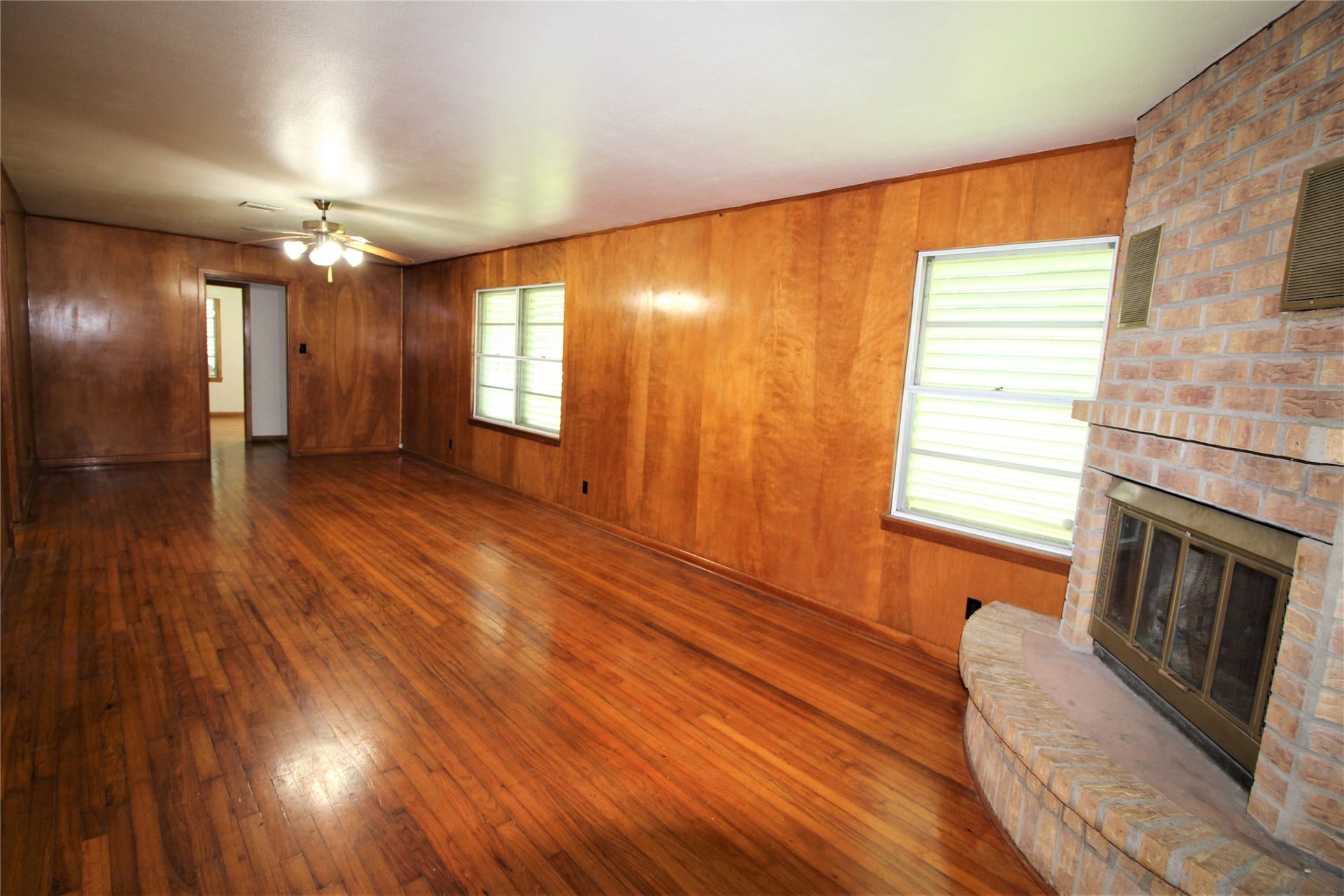 2428 Corbett Street, La Marque, TX 77568 2428 Corbett Street, La Marque, TX 77568