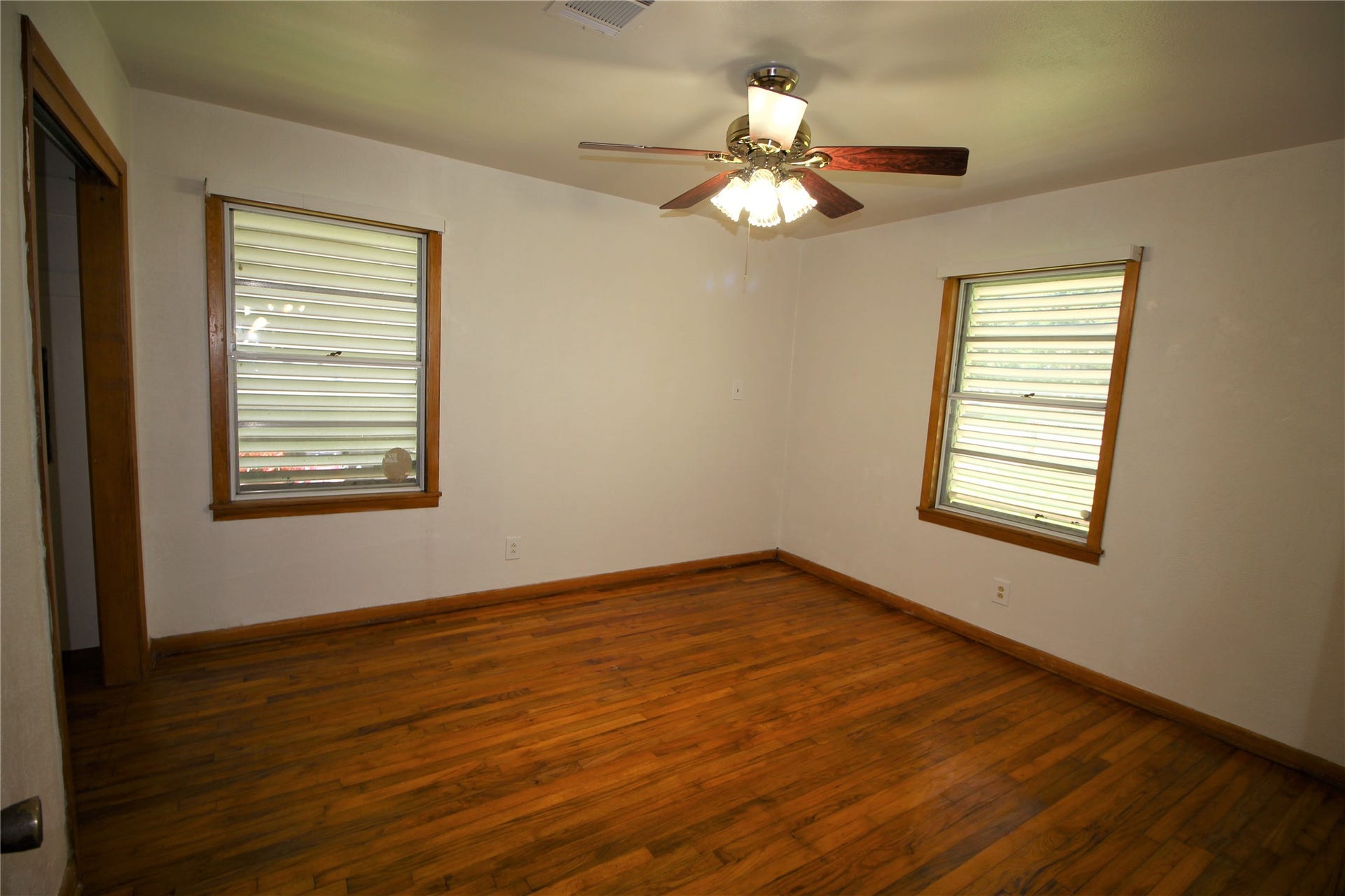 2428 Corbett Street, La Marque, TX 77568 2428 Corbett Street, La Marque, TX 77568