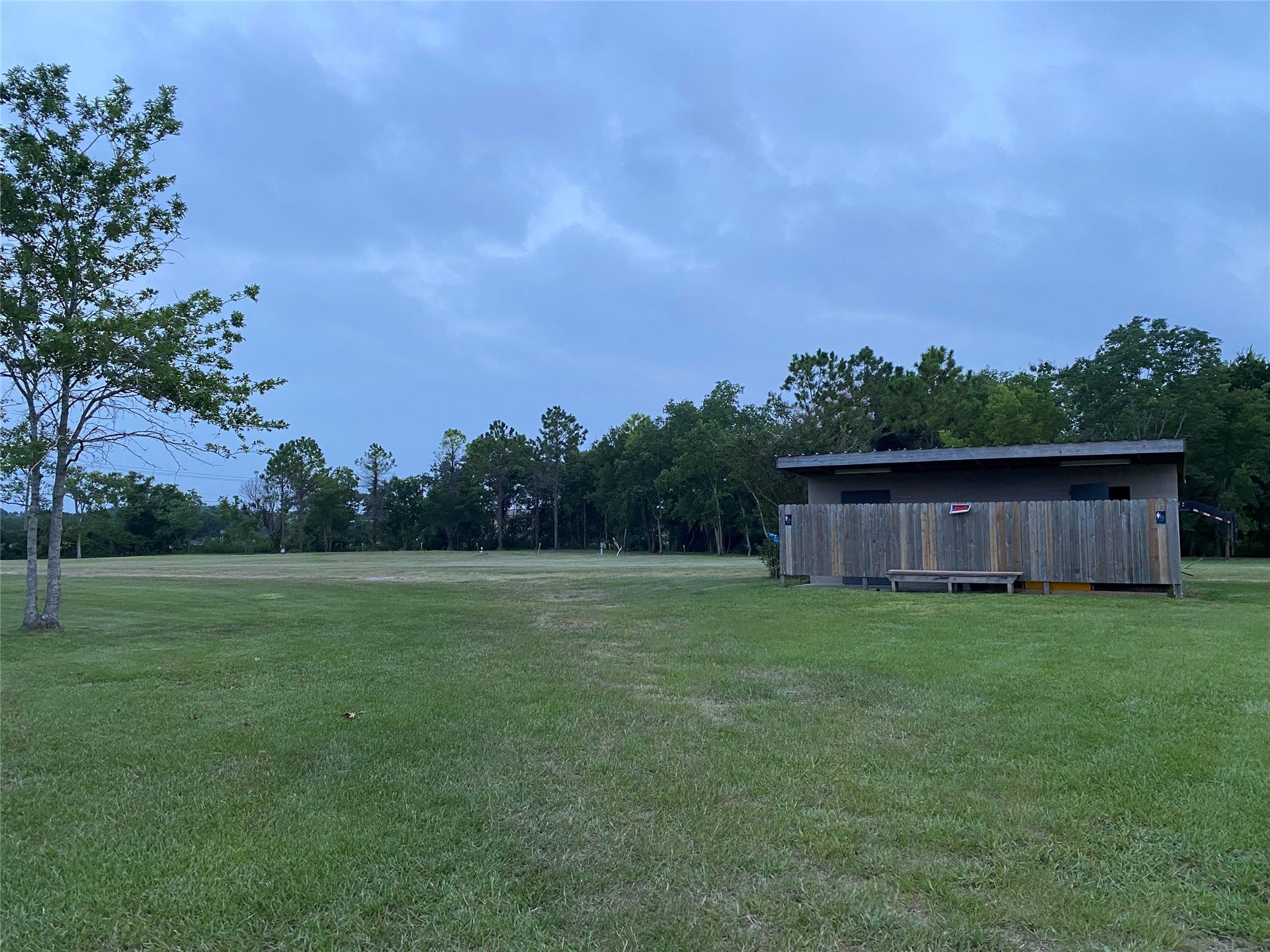 2609 Hughes Road, Dickinson, TX 77539 2609 Hughes Road, Dickinson, TX 77539