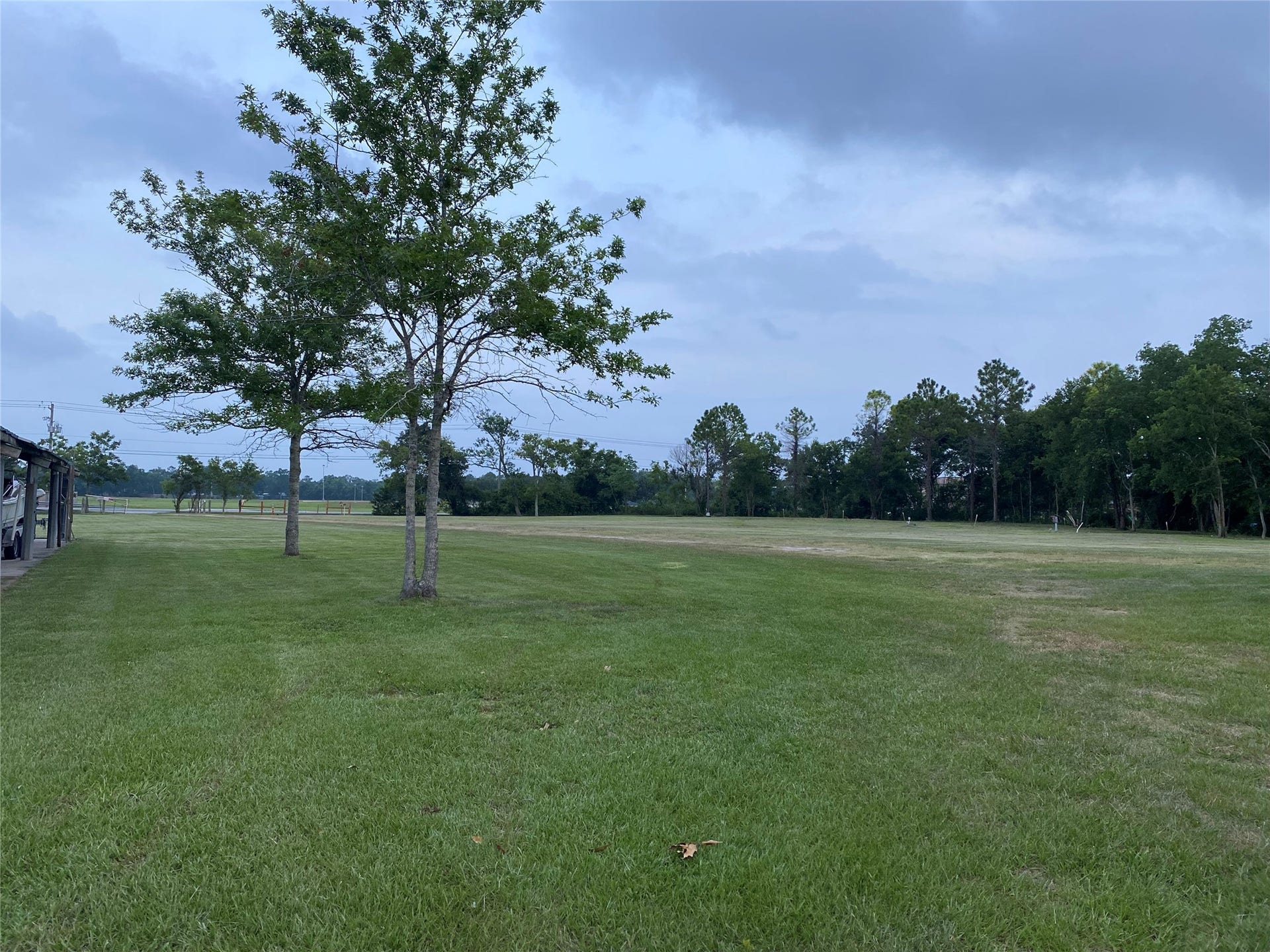 2609 Hughes Road, Dickinson, TX 77539 2609 Hughes Road, Dickinson, TX 77539