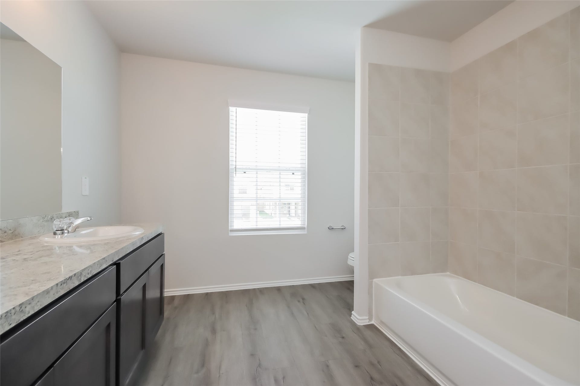 4822 Sessile Trail, Spring, TX 77373 Photos may be representative of the floor plan and not the exact home. Finishes, layout, and features of the actual property for lease may vary.