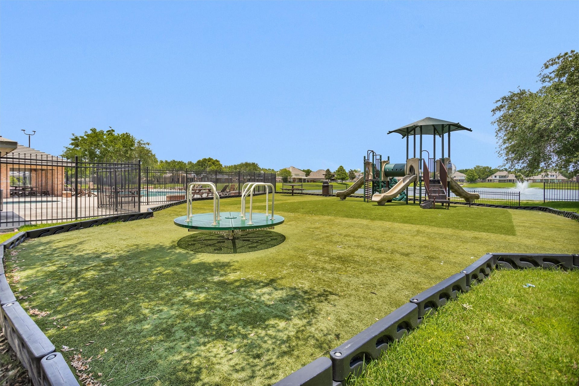 2944 Auburn Woods Drive, Pearland, TX 77581 Subdivision playground
