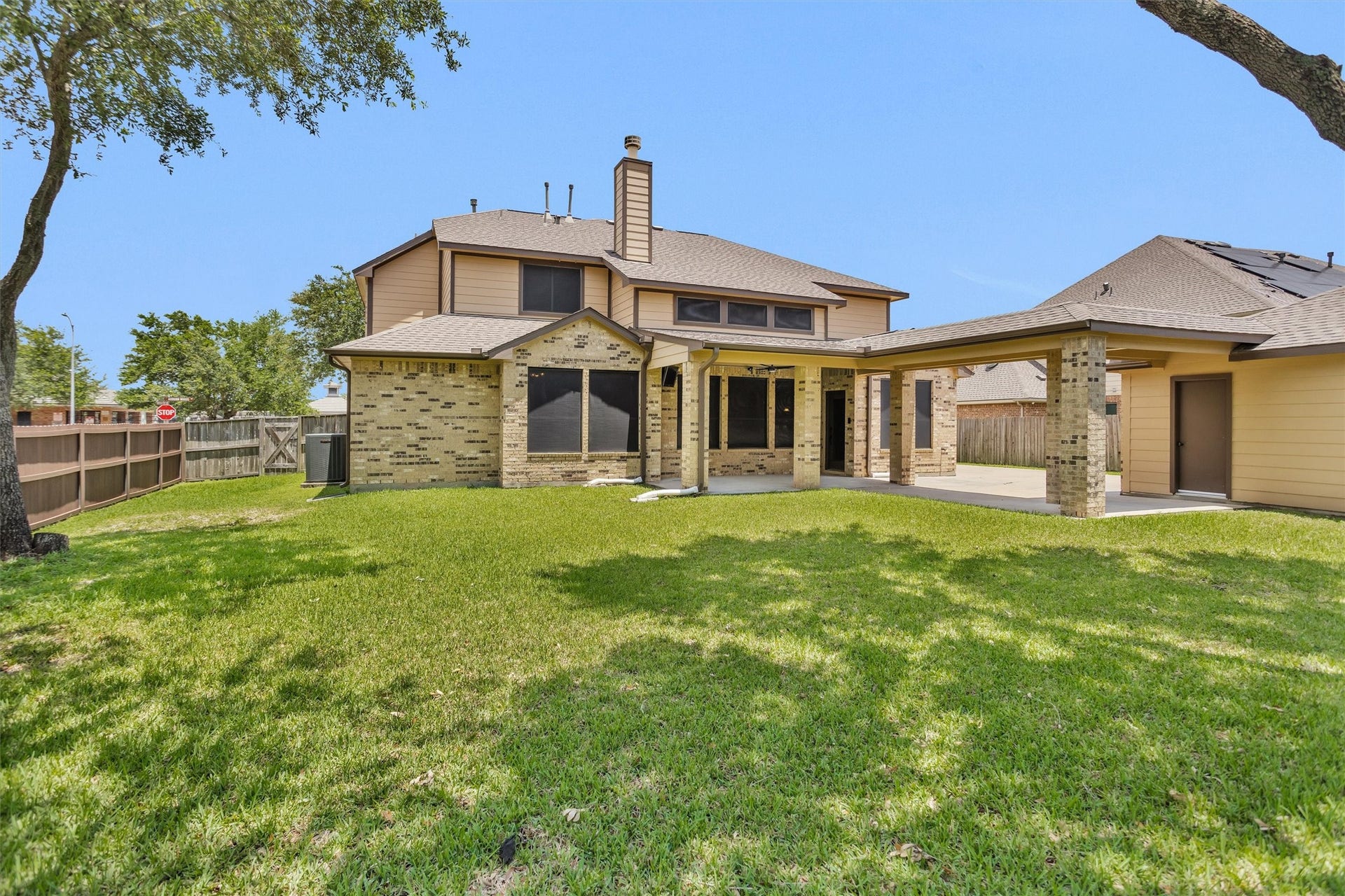 2944 Auburn Woods Drive, Pearland, TX 77581 Backyard