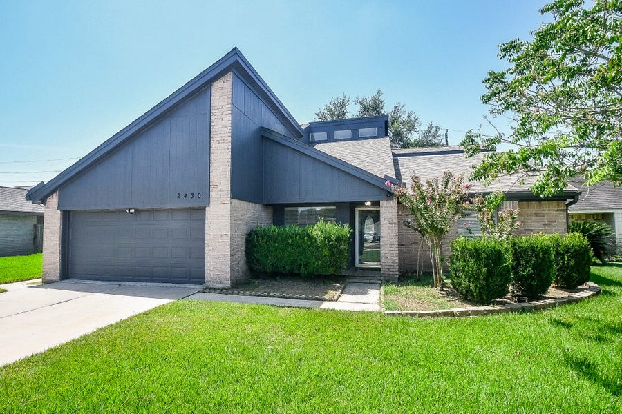 Property photo for 2430 Long Reach Drive, Sugar Land, TX