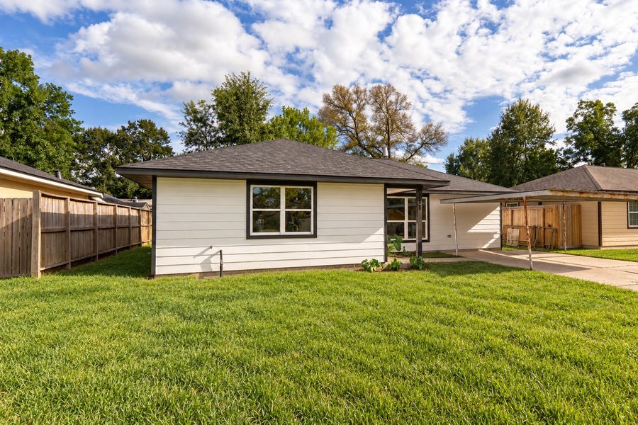 Property photo for 811 Gober Street, Houston, TX