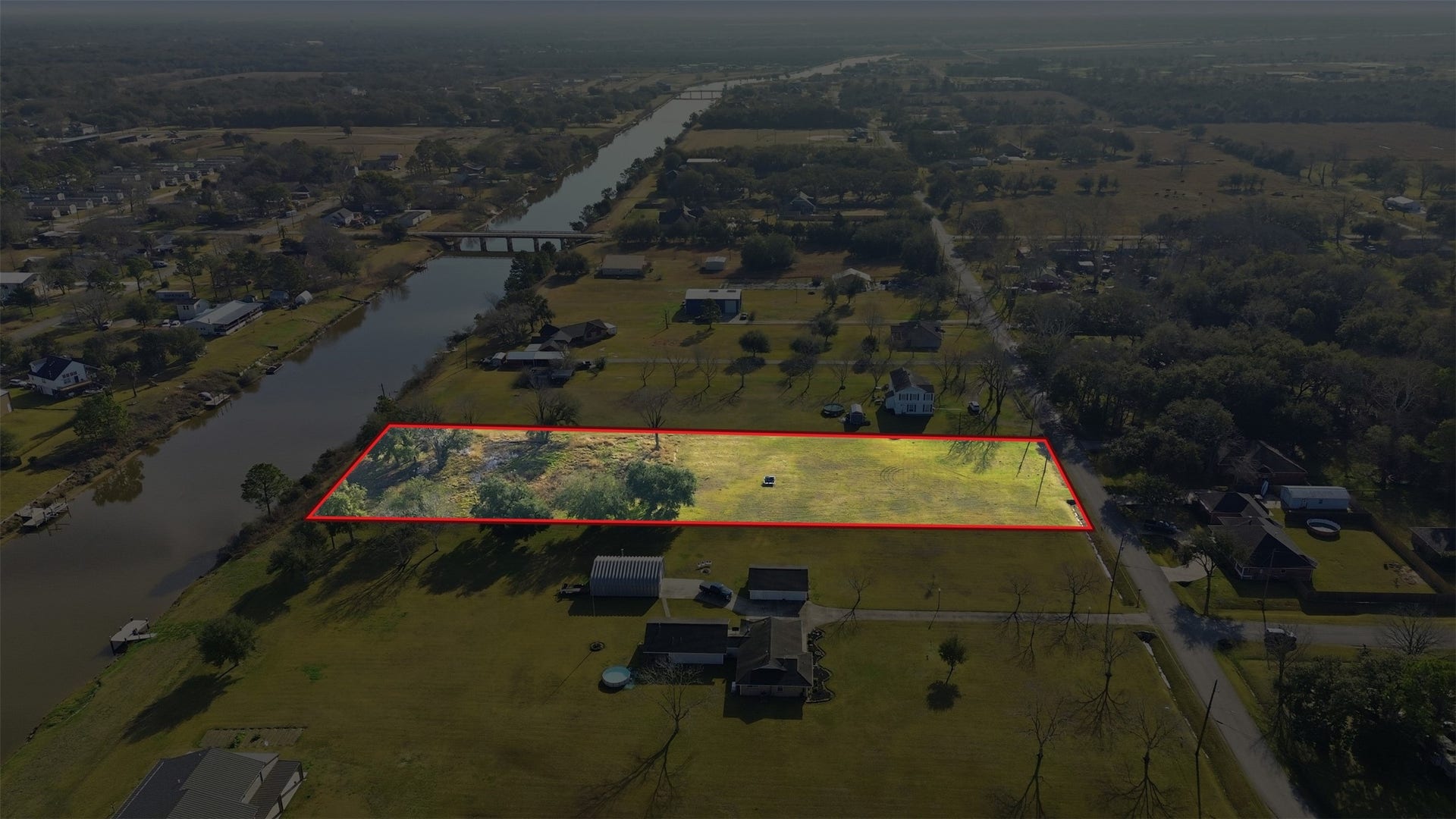 0 Robinson Road, Hitchcock, TX 77563 Beautiful acreage homesite with waterfront.