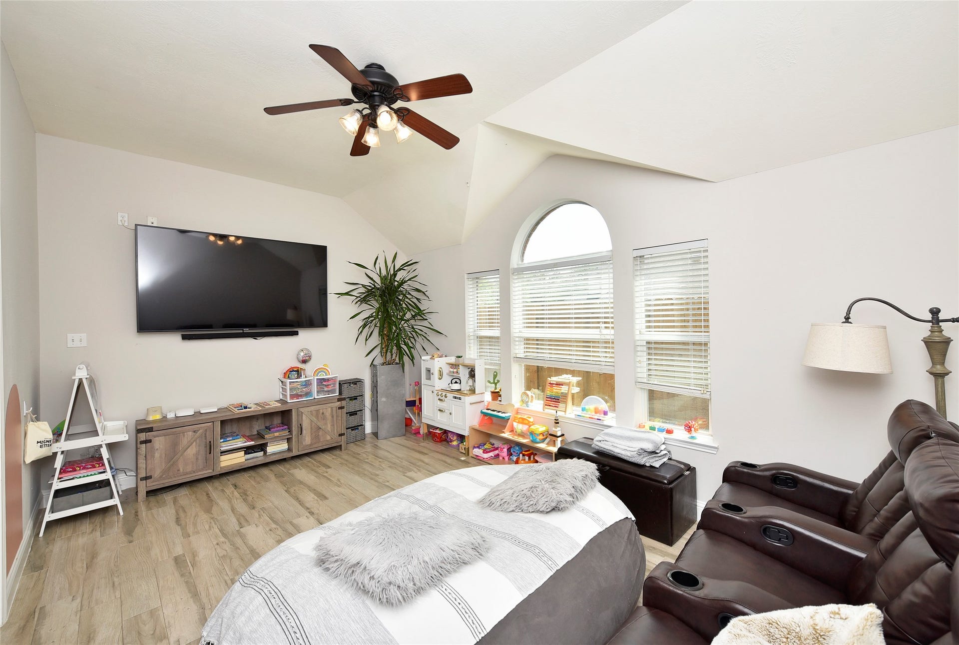 21118 Meadow Ash Court, Richmond, TX 77407